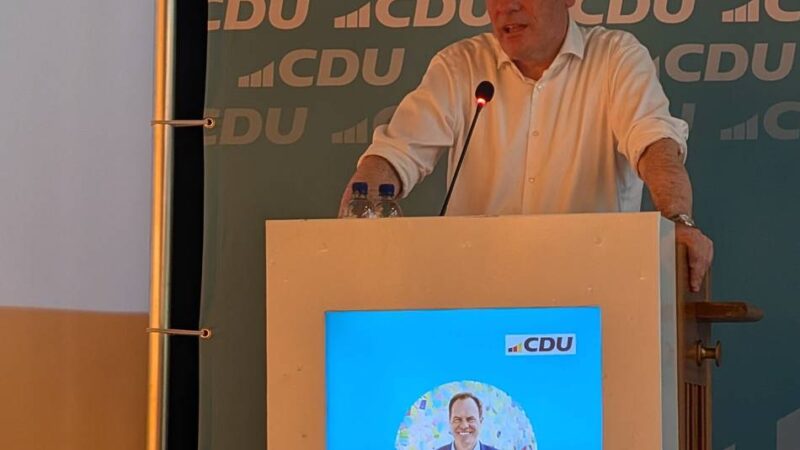 CDU Düsseldorf startet in den Kommunalwahlkampf: ÖPNV, Bürokratieabbau und ein digitaler Zwilling