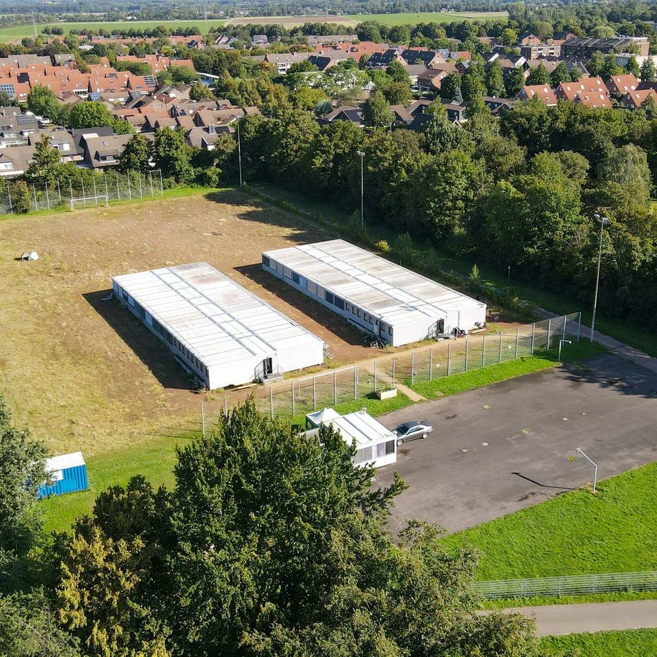 Bäder in Krefeld: Erneuter Streit um geplanten Schwimmbad-Neubau in Hüls