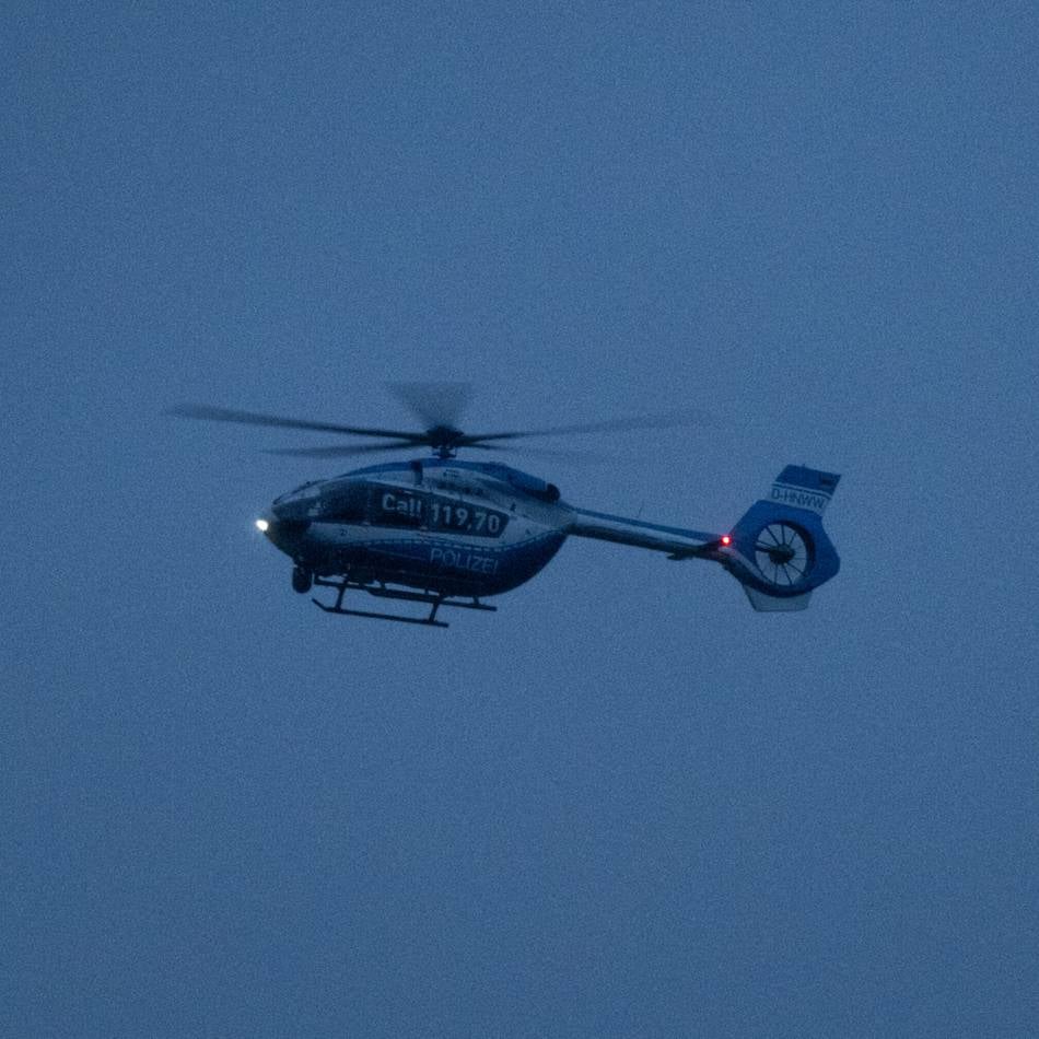Vorfall in Mönchengladbach: Suche nach Einbrecher per Hubschrauber endet erfolglos