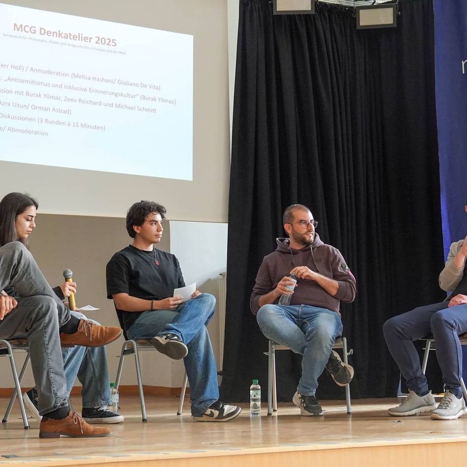 Austausch am Marie-Curie-Gymnasium: Neusser Schüler diskutieren beim Speed-Dating über Antisemitismus