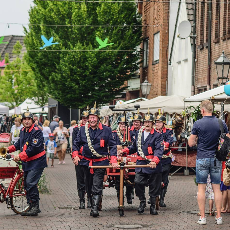 Im Ortskern Kranenburg: Rundgang auf dem Stüppkesmarkt: Das bietet das Stadtfest 2025