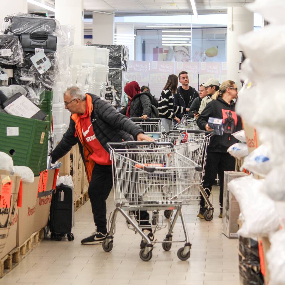 Discounter in der Coens-Galerie: Lidl legt nach – weitere Termine für Outlet-Verkauf in Grevenbroich