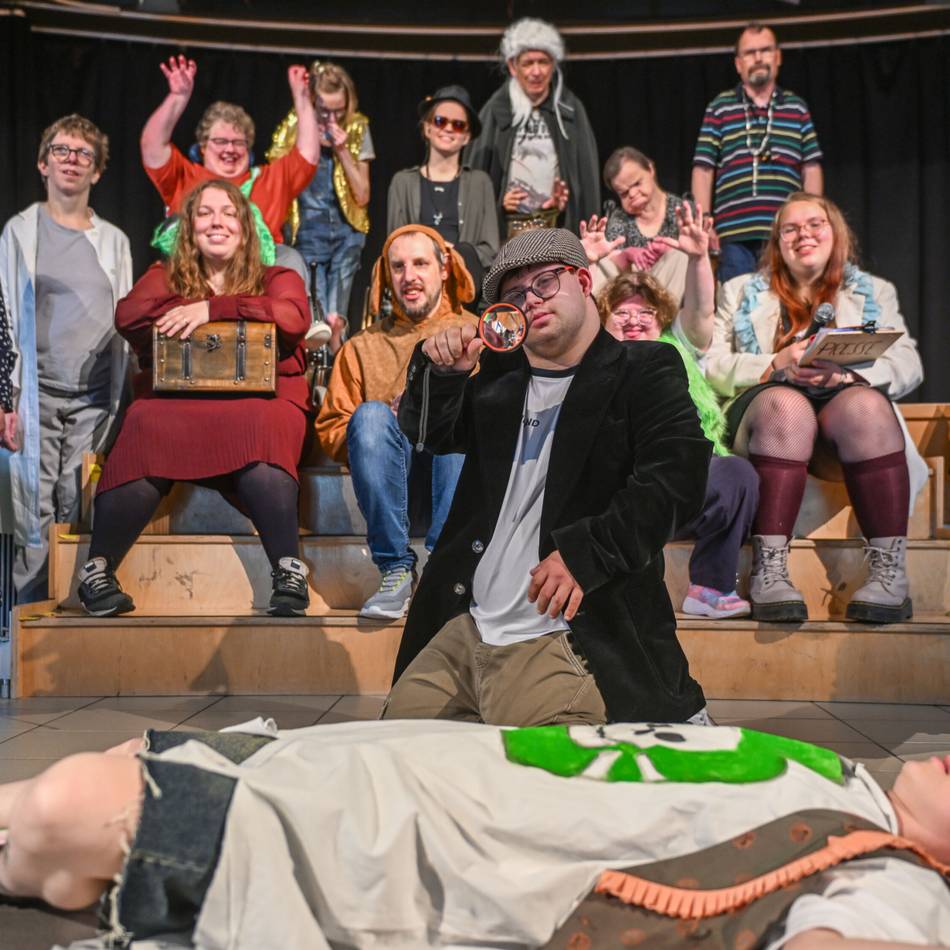 Aufführung im Lise-Meitner-Gymnasium: Inklusives Theater zeigt Krimi in Anrath