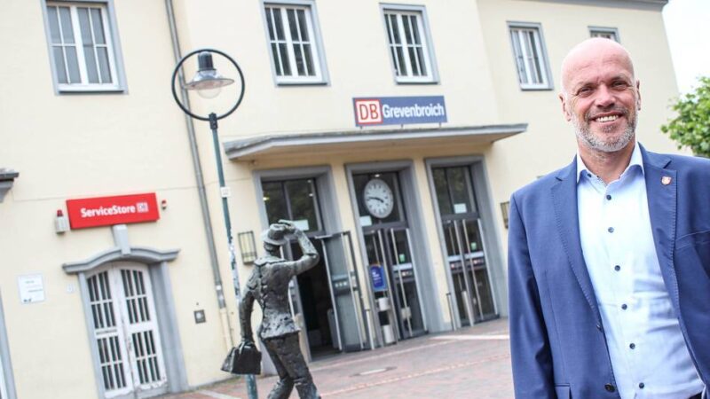 Marodes Empfangsgebäude soll weichen: Stadt will neuen Bahnhof in Grevenbroich – mit Hotel und Supermarkt?