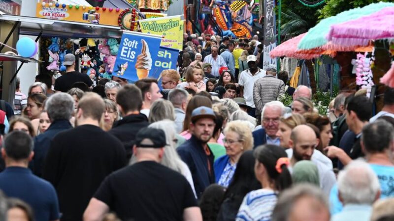 Schützen- und Heimatfest in Radevormwald: Toller Kirmes-Sonntag nach schleppendem Start