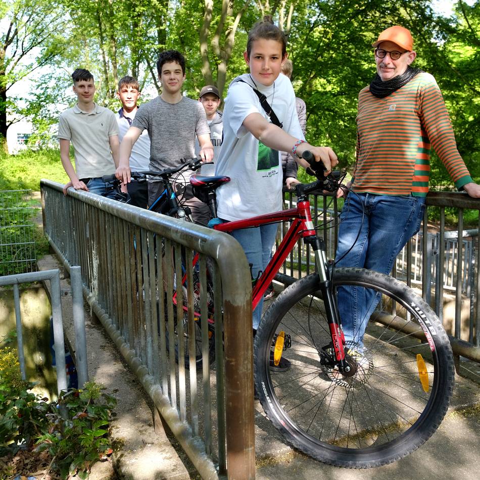 Pumptrack-Anlage in West: Ein Fest für Fahrrad-Akrobaten