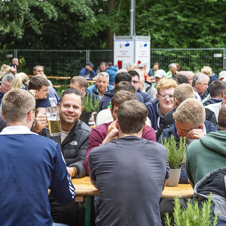 Holländer See in Geldern: Biergarten fährt im Sommer wieder groß auf – trotz ungewisser Zukunft