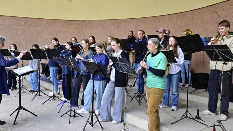 Konzertmuschel im Bunten Garten: Hessische Schülerband spielt erstmals in Mönchengladbach
