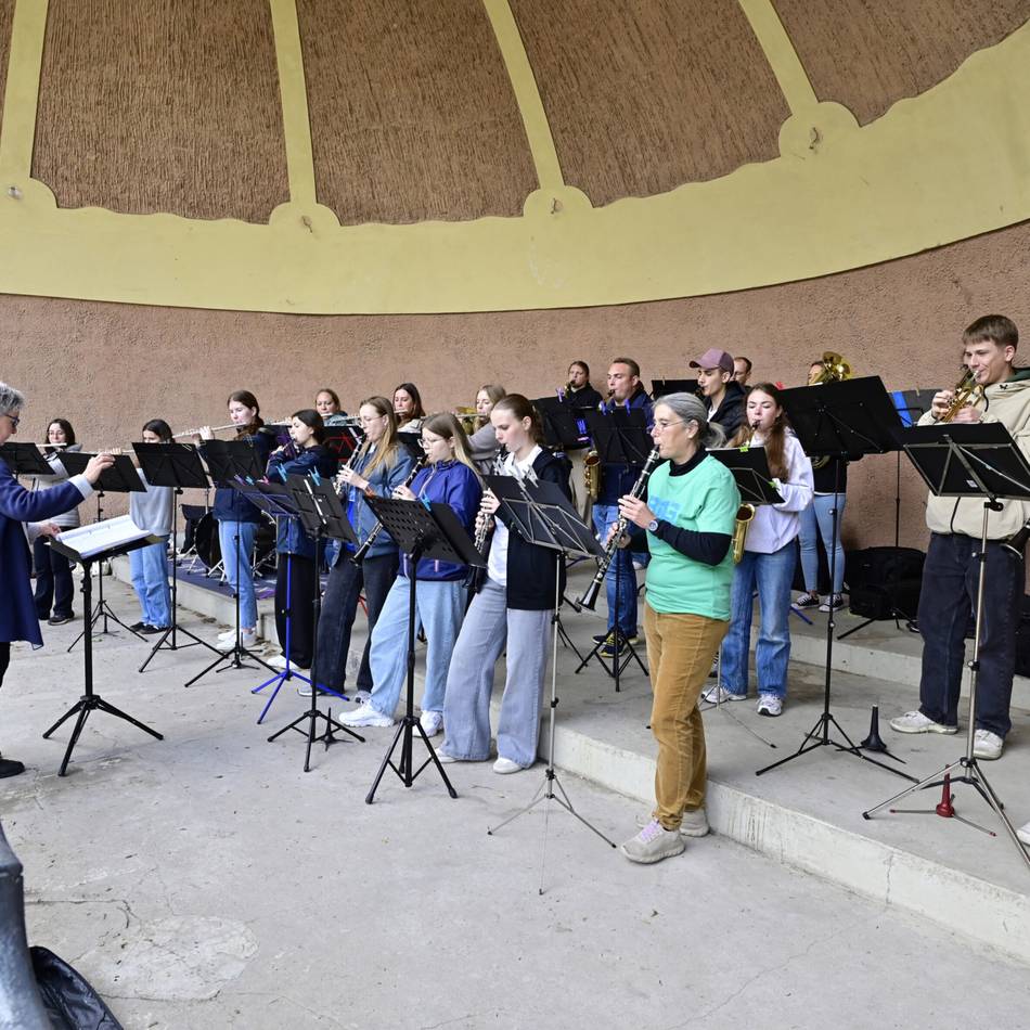 Konzertmuschel im Bunten Garten: Hessische Schülerband spielt erstmals in Mönchengladbach