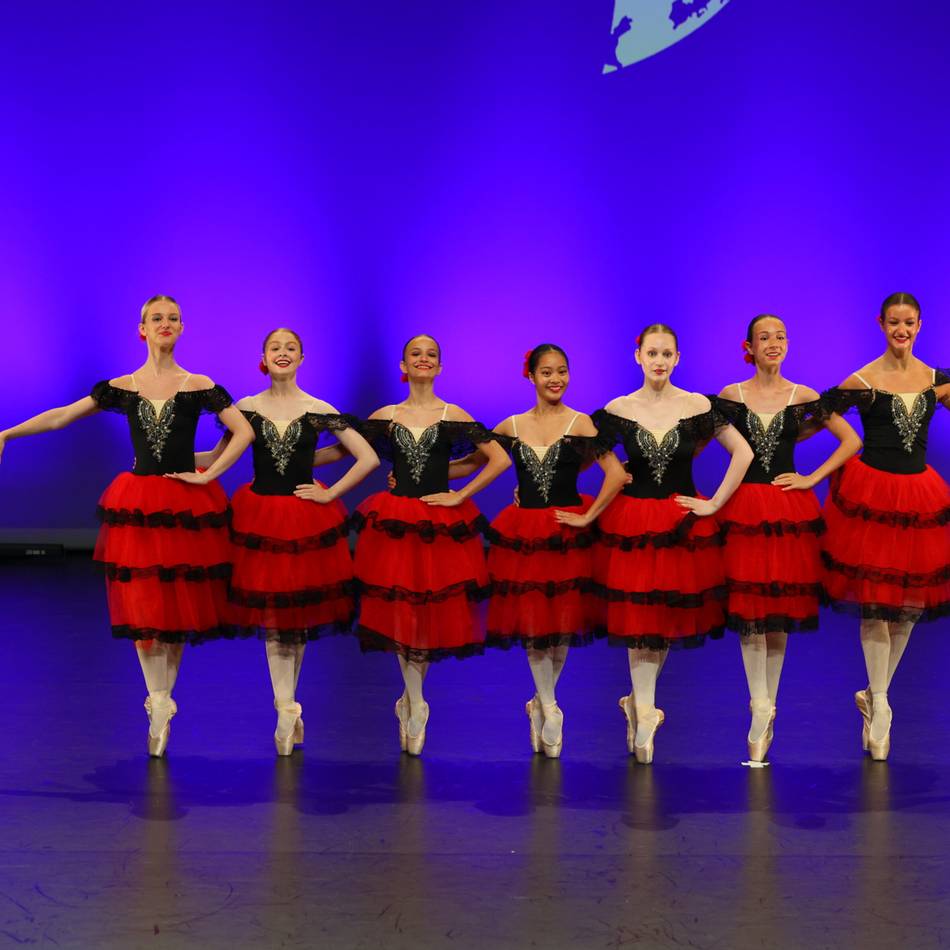 Ballett in Düsseldorf: Kaiserswerther Tänzerinnen beweisen erneut Weltklasse