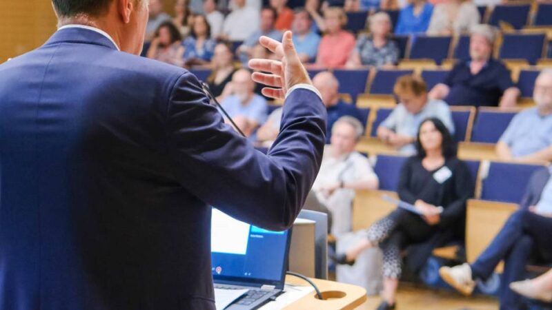 Neues Quartier für Düsseldorf: Großes Interesse an Infos zum Bauprojekt in Kaiserswerth