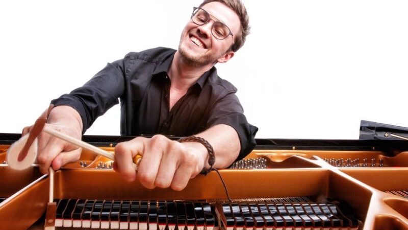 Frank Dupree zu Gast in Krefeld: Mit Swing und Jazz ins letzte Sinfoniekonzert