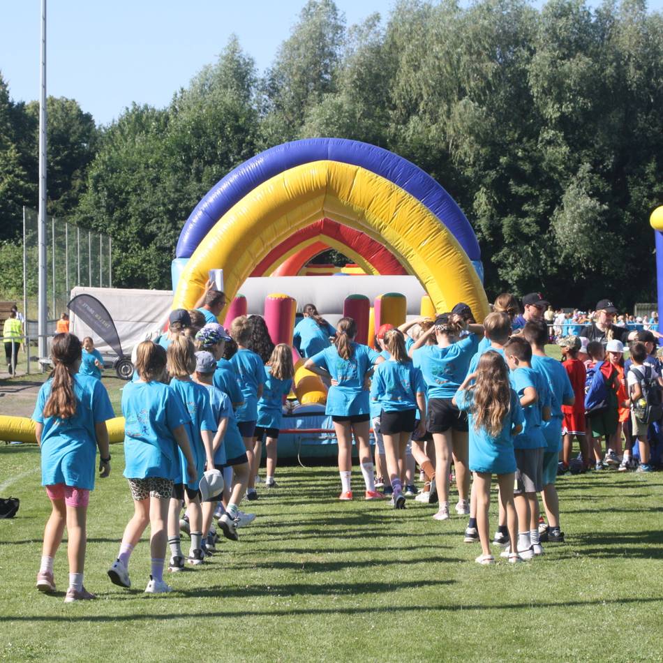 Veranstaltung des Stadt-Sport-Verbandes: Nette-Spiele mit Eierlauf, Sackhüpfen und Survivalbahn
