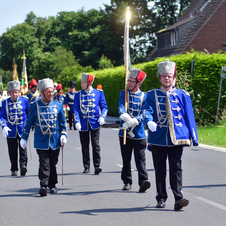 Feiern in Schmalbroich: St.-Stefanus-Bruderschaft feiert Schützenfest