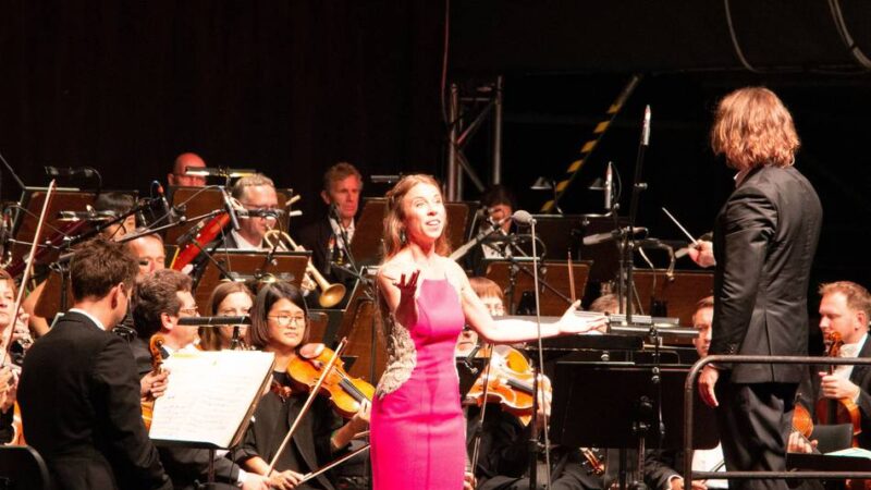 Festival auf Schloss Rheydt: Sommermusik bietet genialen Unsinn und echte Welthits