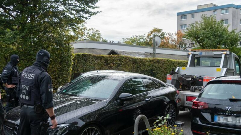 Betrugsvorwürfe gegen „Abdelhamid“: Prozess gegen Düsseldorfer Online-Prediger beginnt Ende Juni