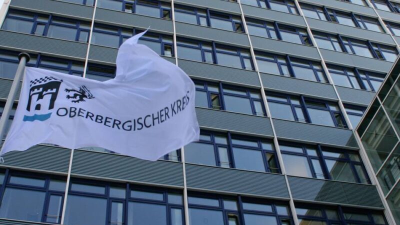 Politik in Radevormwald: Widerstand gegen den „Glaspalast“ wächst