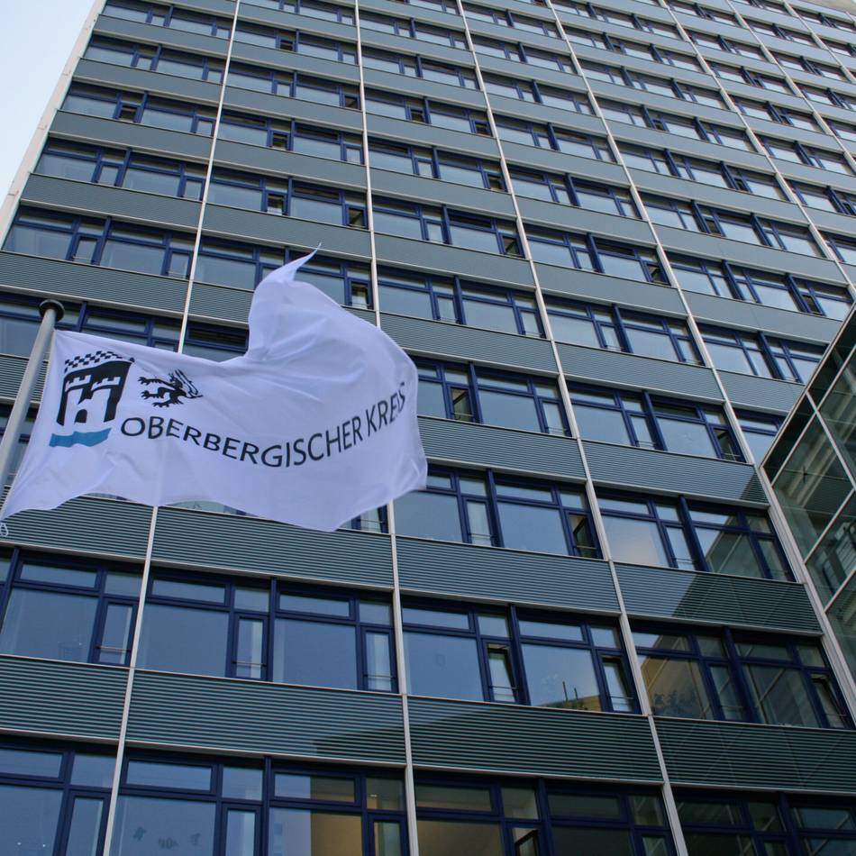 Politik in Radevormwald: Widerstand gegen den „Glaspalast“ wächst