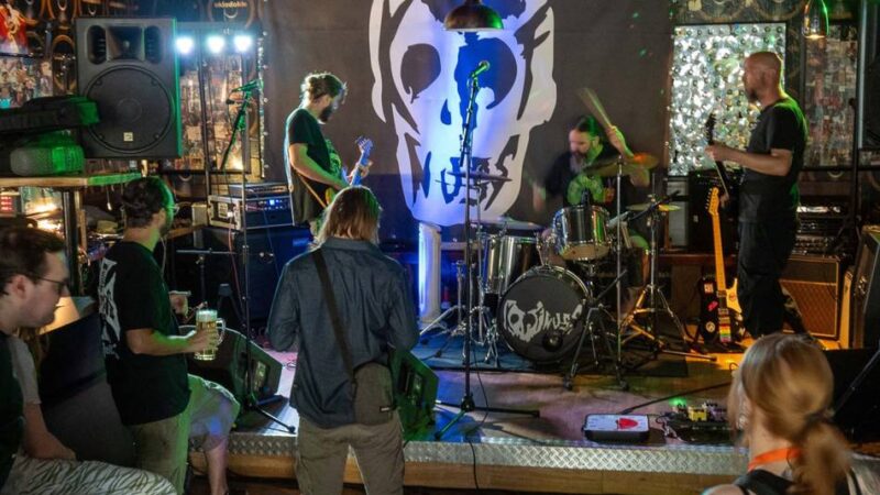 Newcomer-Festival im Okie Dokie : New Wave unter Sonnenschirmen