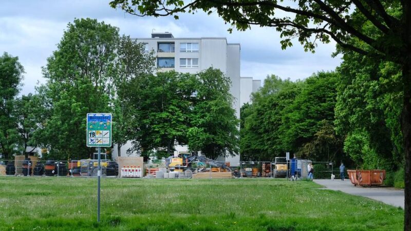 Beteiligung der Öffentlichkeit: Bürgerversammlung zum Schulneubau beschlossen