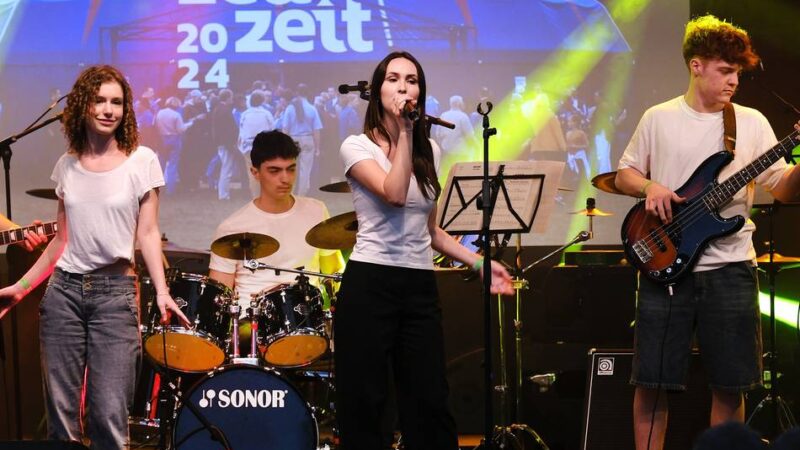 Vier Tage Kultur und Begegnungen: Aufbau für die Zeltzeit läuft