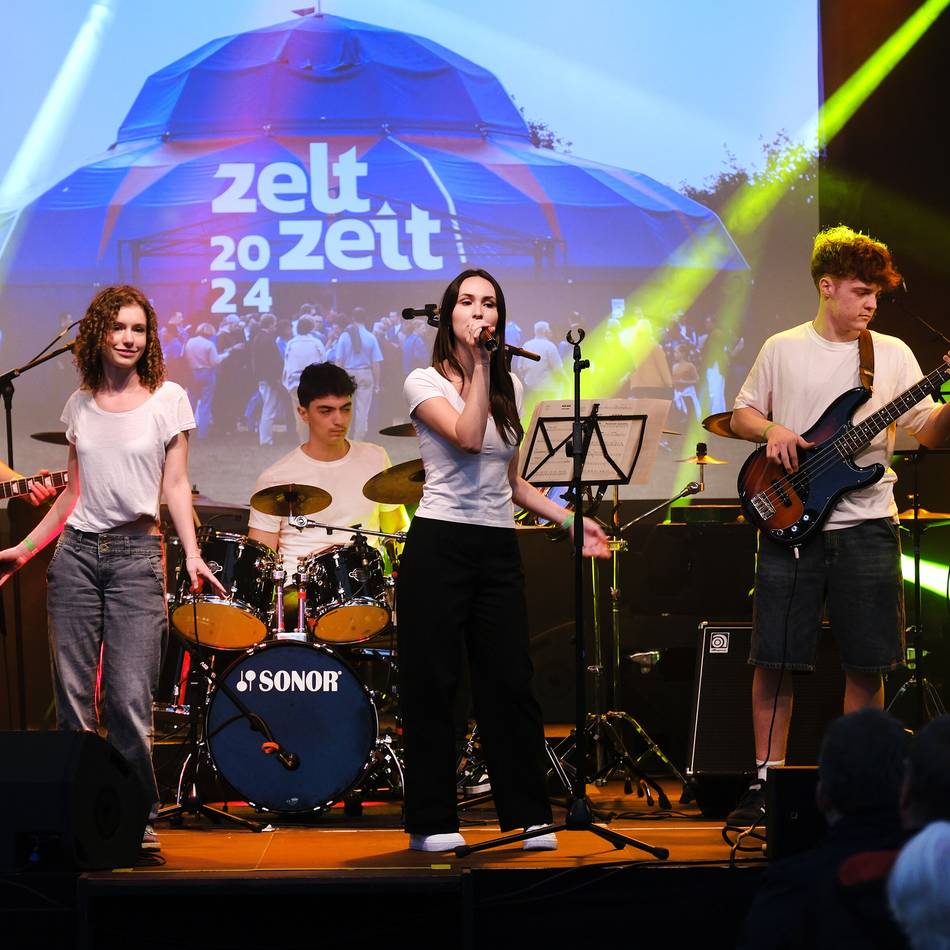 Vier Tage Kultur und Begegnungen: Aufbau für die Zeltzeit läuft