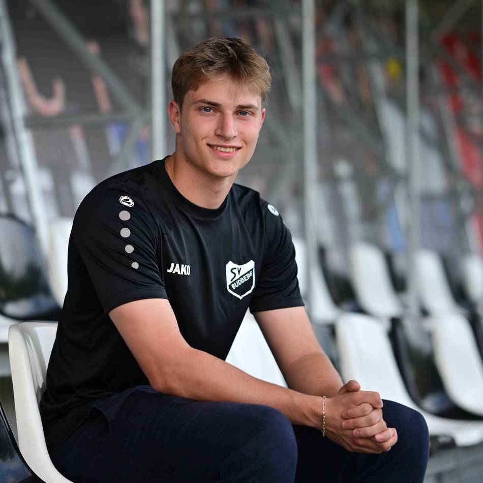 Neuer Torhüter vom VfB Speldorf: Luca Höffken landet mit Verspätung beim SV Budberg