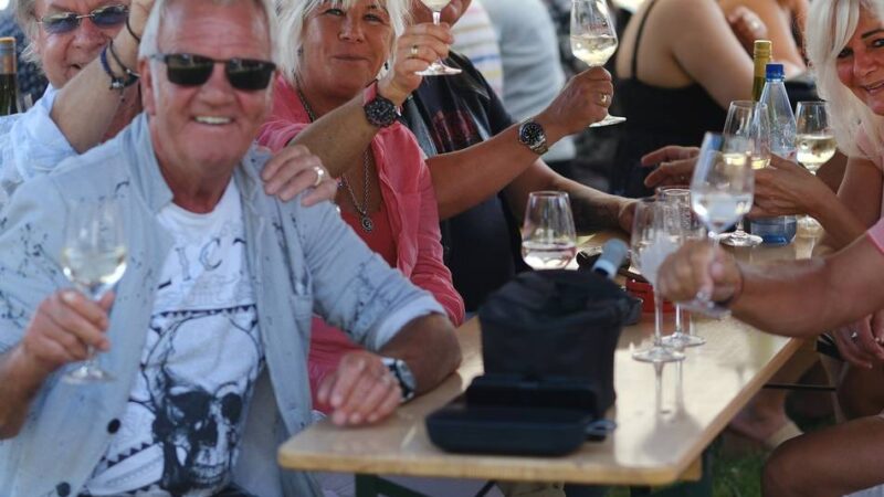 Lintorfer Weinmarkt: Weingenuss bei herrlichem Sommerwetter