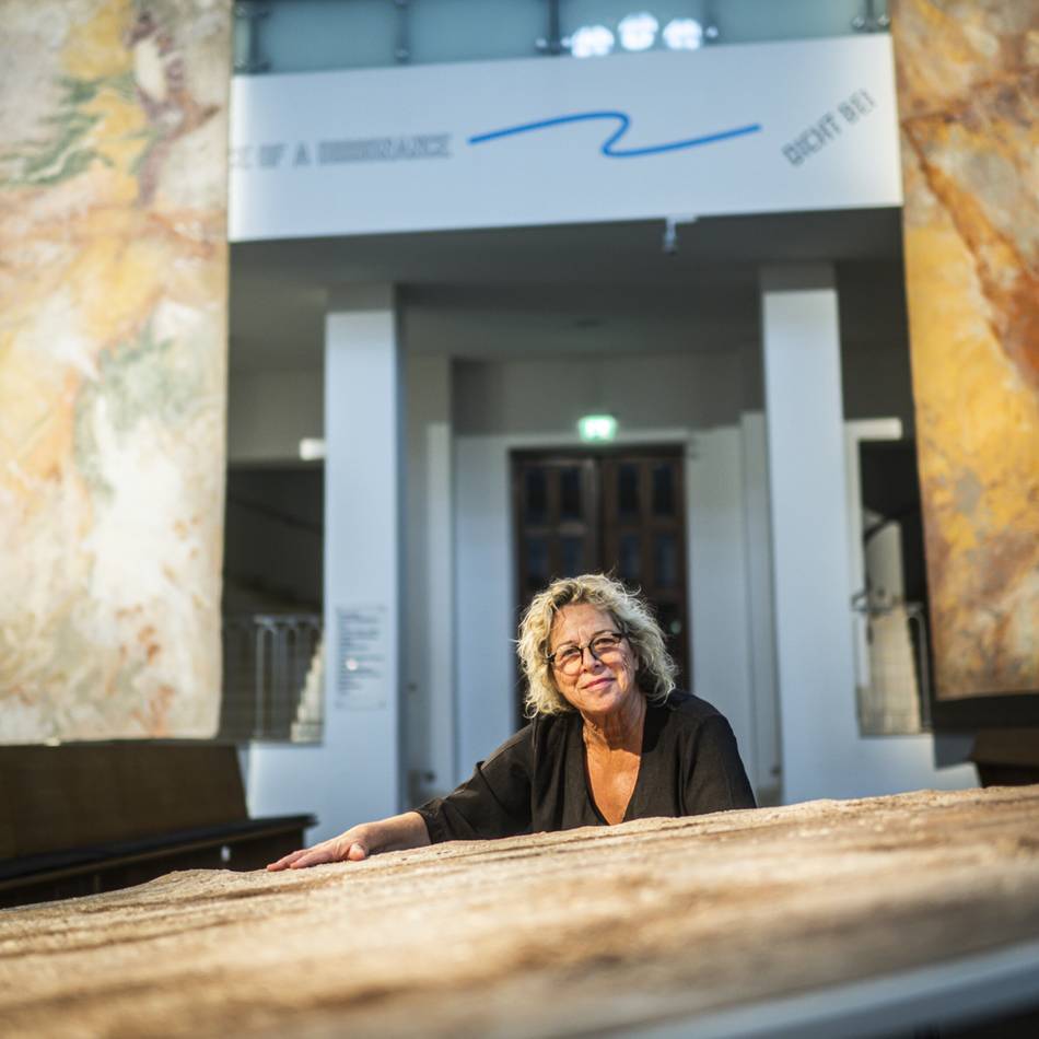 Ulrike Arnold in der Johanneskirche: Künstlerische Hommage an unseren Planeten