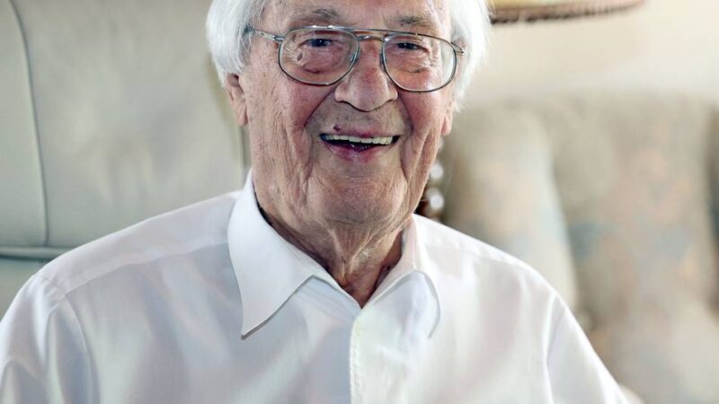 Seit 50 Jahren Pastor in Mönchengladbach: Aber bitte „ohne viel Palaver“ – Johannes van der Vorst wird 95