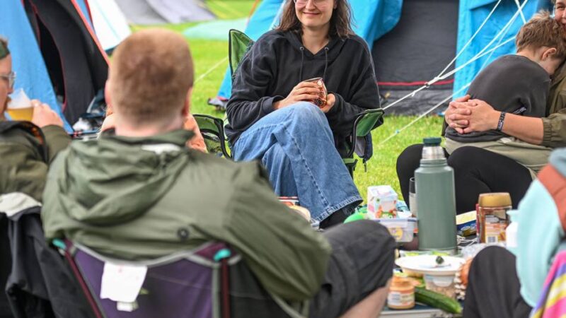 Moers Festival 2025: Von Henna-Tattoo bis Nutella-Brot – so tickt das Festivaldorf
