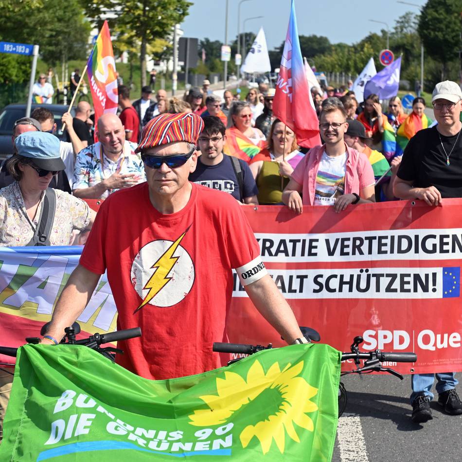 CSD in Neukirchen-Vluyn: Größte Pride im gesamten Kreis Wesel