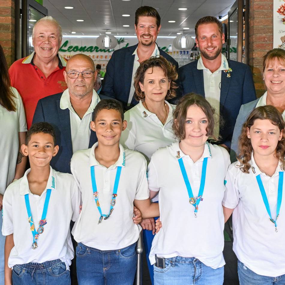 Brauchtum in Moers: Quentin I. und Samantha I. sind das neue Kinderprinzenpaar