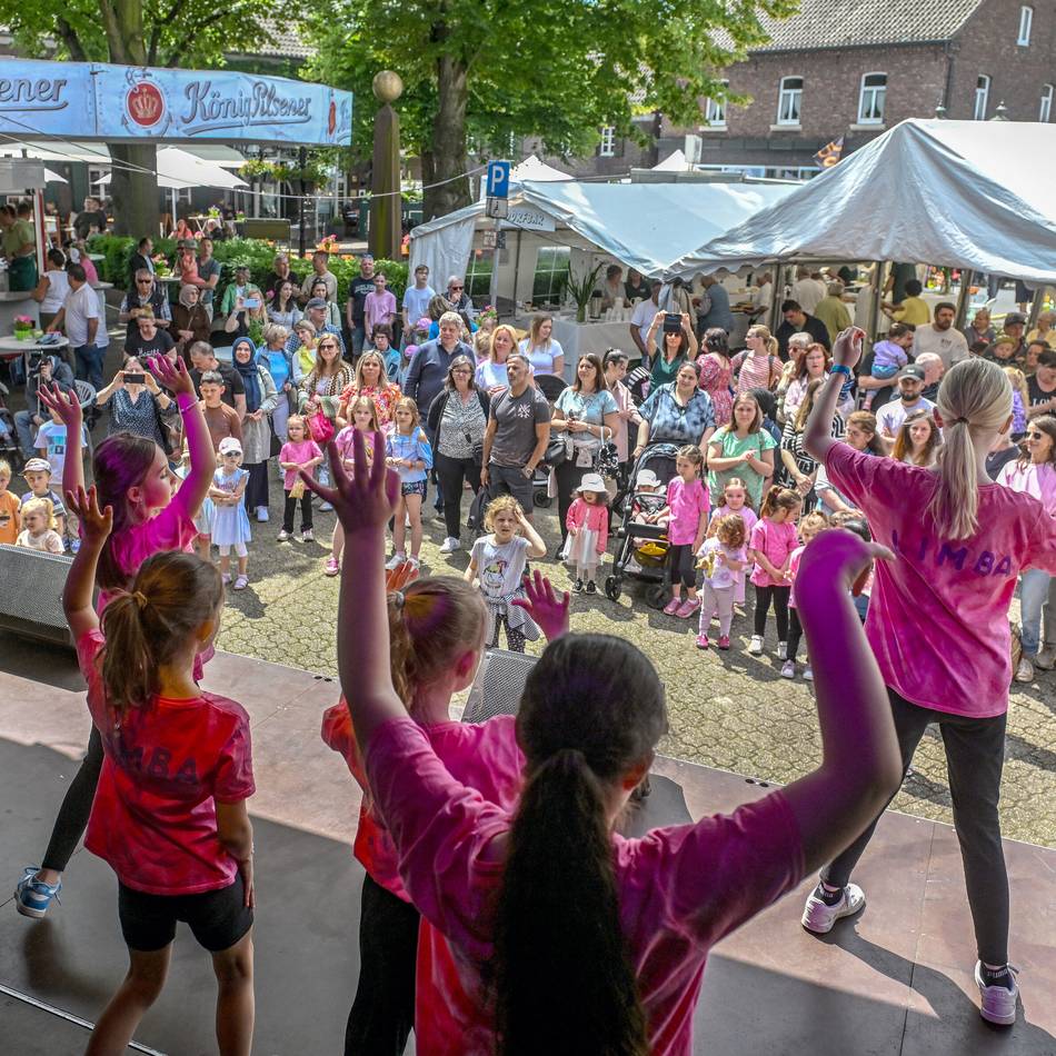 Veranstaltung in Moers: Repelen feiert drei Tage lang das Dorffest