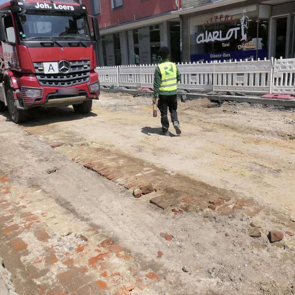 Nach Bunkerfund in Mönchengladbach: Weitere Gemäuer bei Bauarbeiten in Rheindahlen entdeckt