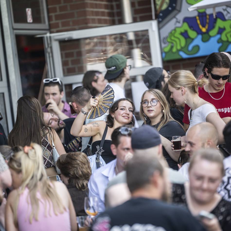Startschuss in Flingern: So lief der erste Kneipentag in Düsseldorf