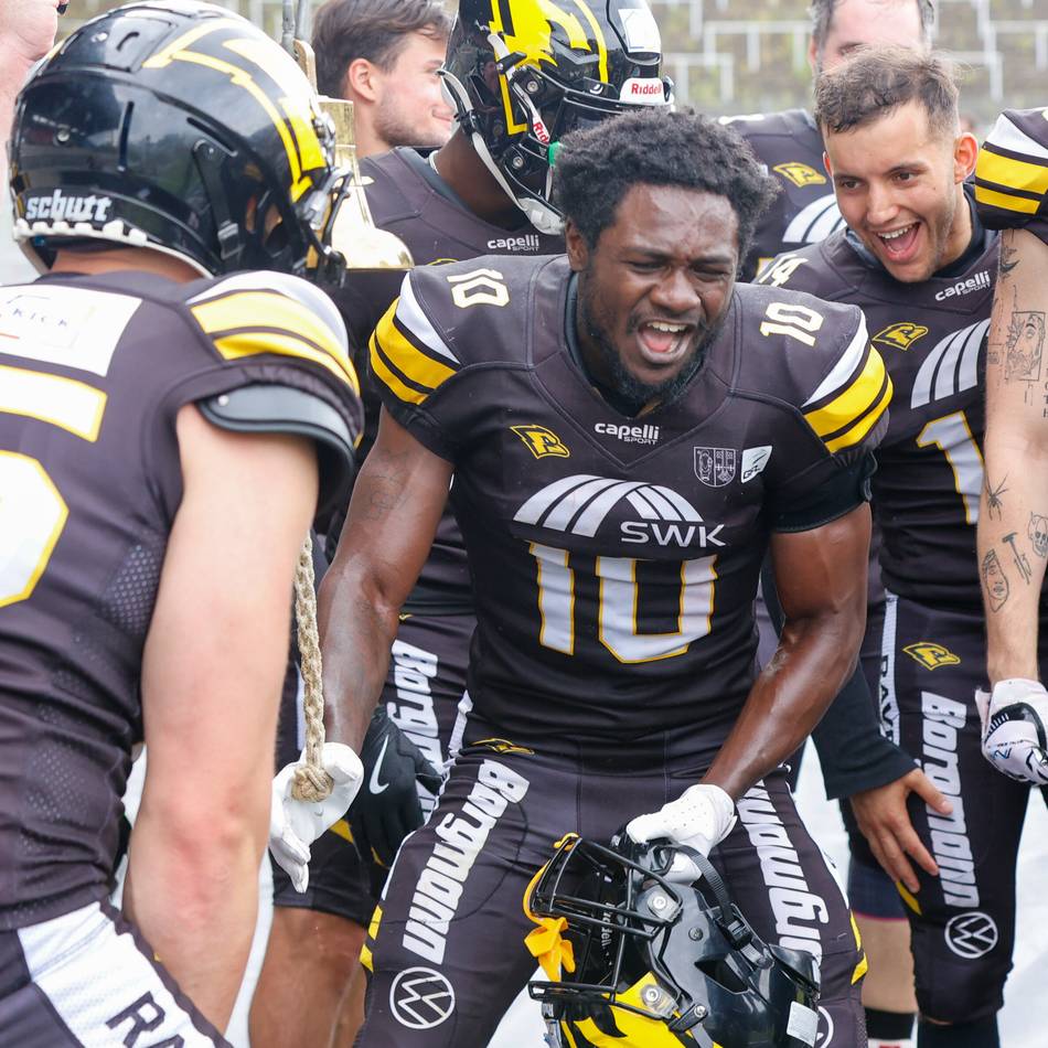 48:9 gegen Langenfeld Longhorns: Ravens feiern Statement-Sieg gegen Tabellenführer