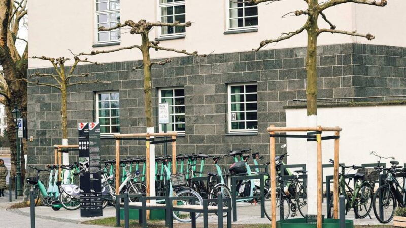 Mobilitätsstationen in Düsseldorf: Werden ärmere Stadtteile beim Mobilitätsausbau vernachlässigt?