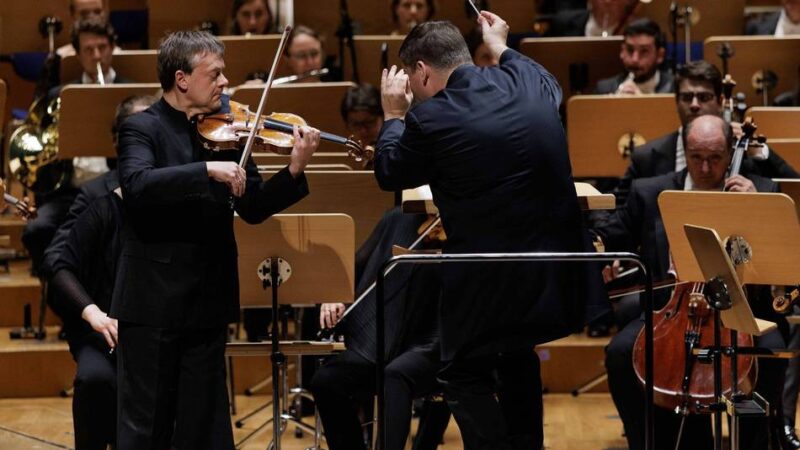 „Sternzeichen“-Konzert in der Düsseldorfer Tonhalle: Schrecksekunde – als dem Geigenstar die Saite riss