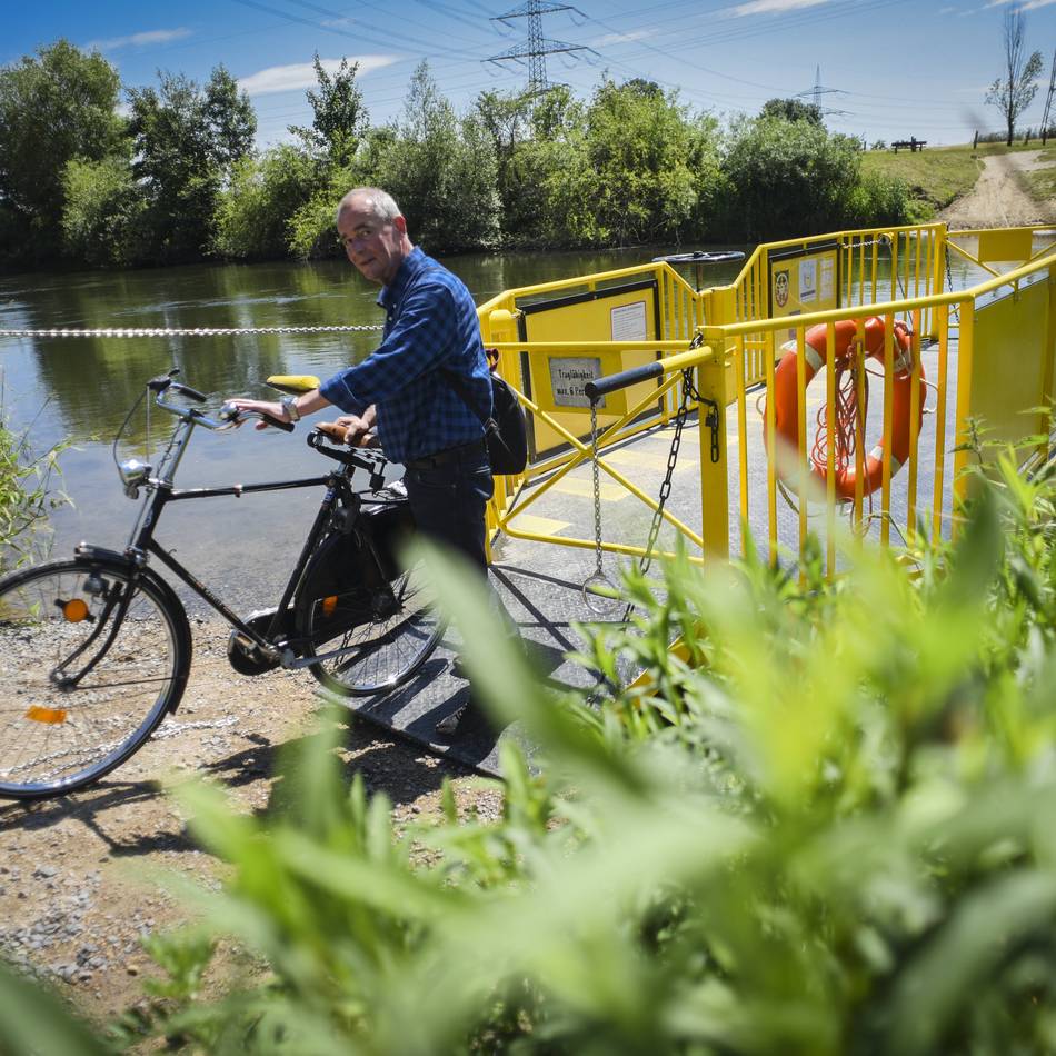 Beliebt bei Radfahrern: Lippefähre „Quertreiber“ wird viel früher aus dem Wasser genommen