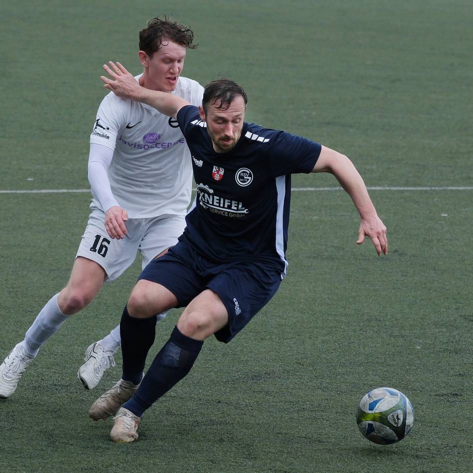 Erfahrung aus 158 Regionalliga-Partien: Dieser Oberliga-Vizemeister soll angeblich zu Ratingen 04/19 wechseln