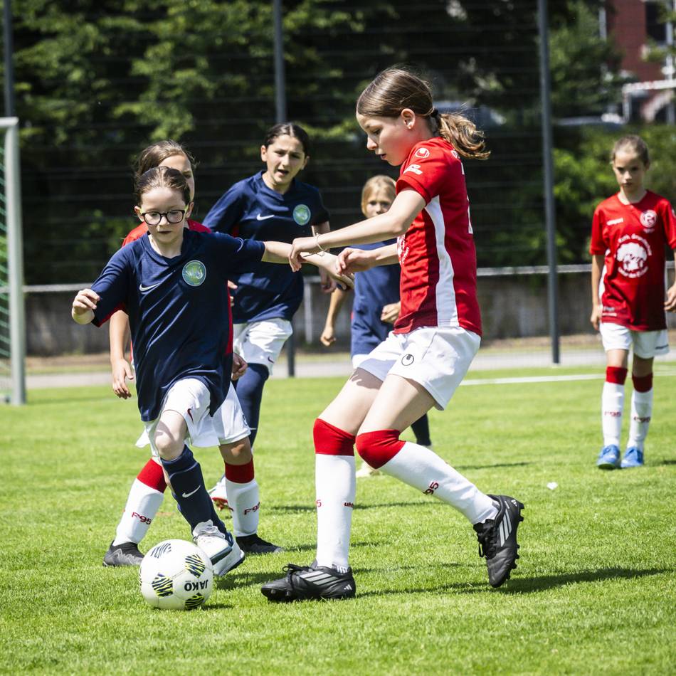 35 Klassen mit 350 Schülerinnen aus Düsseldorf: Mädchen Grundschul-Cup – „Konkurrenzdenken ist geringer“