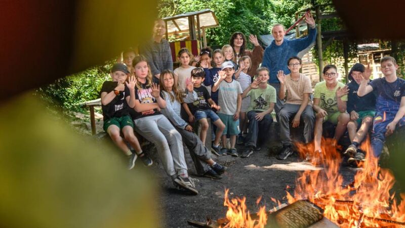 Abenteuer statt Bildschirm: Sorge um Kult-Spielplatz – Klever „Robi“ braucht dringend freiwillige Helfer