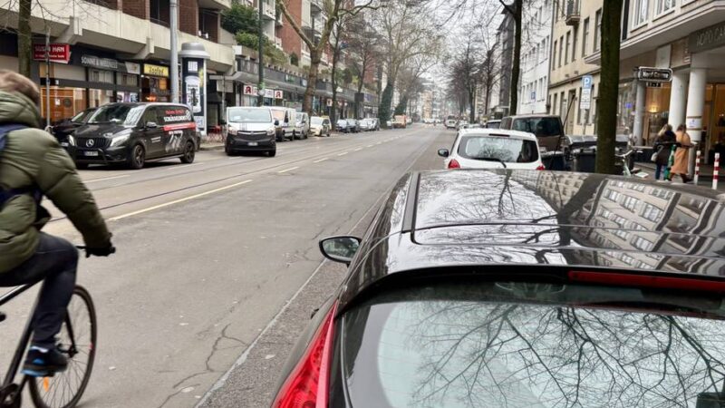 Mobilität in Düsseldorf: Duisburger Straße bekommt einen Radweg