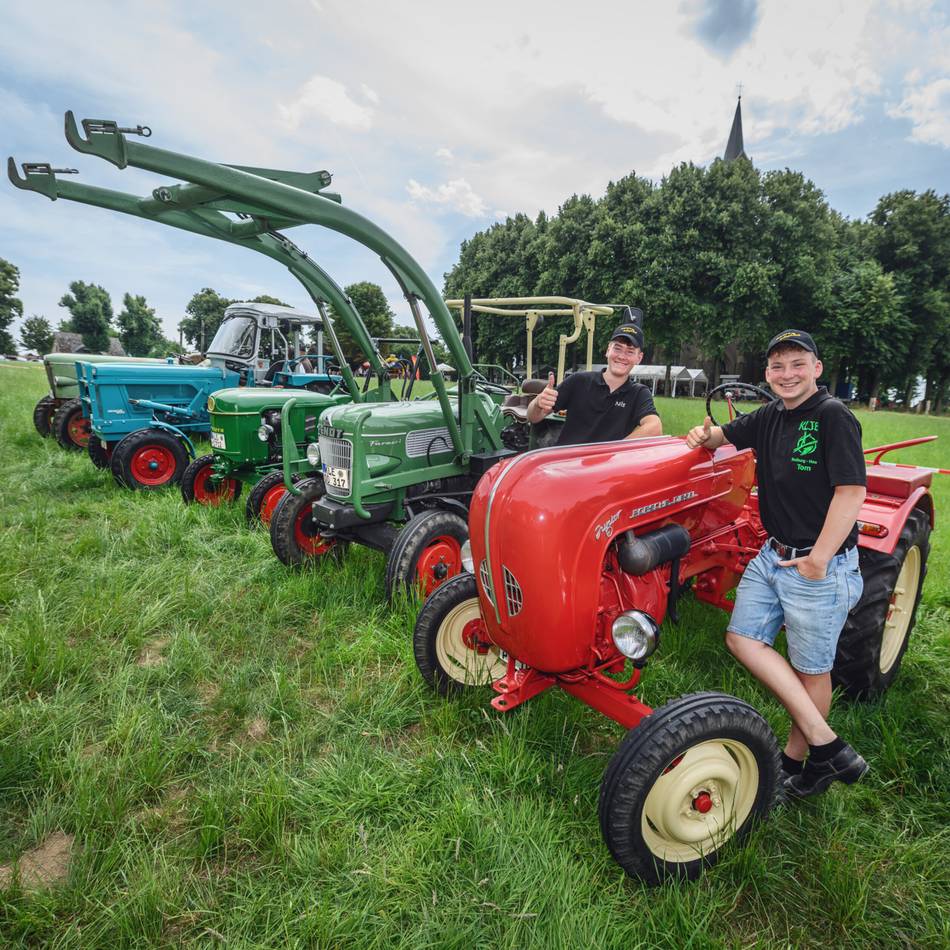 Treckertreff in Louisendorf: Eine landwirtschaftliche Reise in vergangene Jahrzehnte