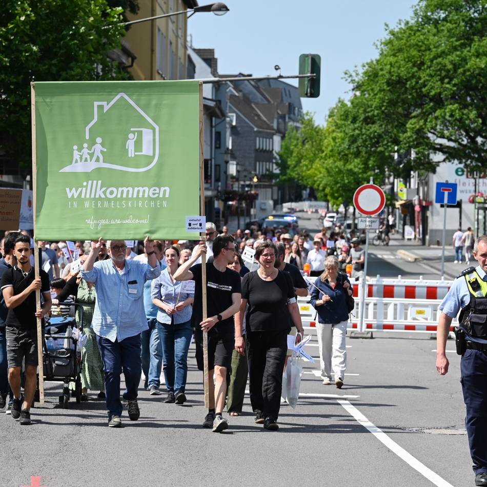 Nach der Brandserie in Wermelskirchen: Ein stilles Zeichen der Solidarität