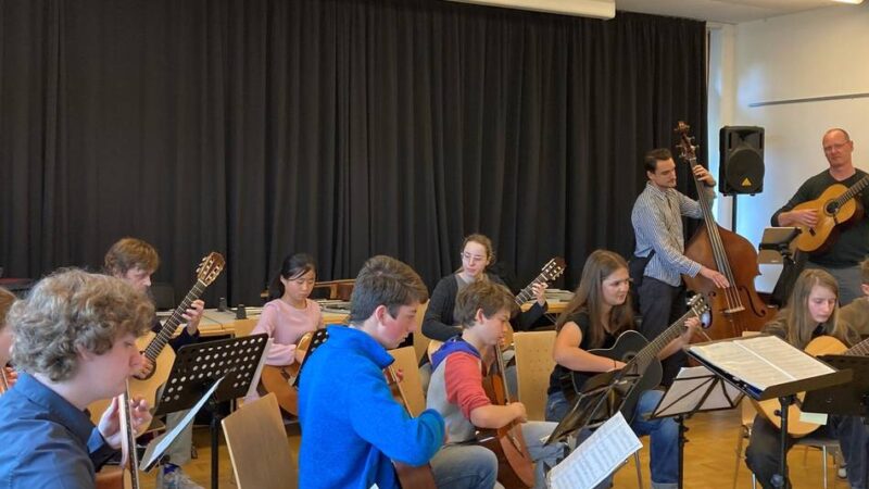 Konzert in der VHS Kaarst-Korschenbroich: Preisgekrönte Musikschüler zeigen ihre Vielseitigkeit