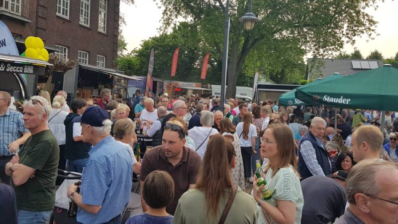 Beliebtes Event in Meerbusch: Feierabendmarkt kommt nach Osterath