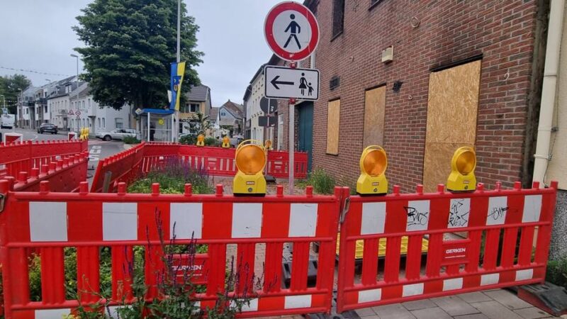Brandhaus in der Jüchener Innenstadt: Folter-Ruine droht der Abriss