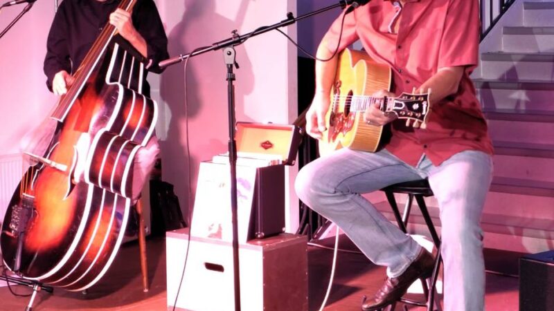 Kultur-Haus Zach in Hückeswagen: Rock’n Roll und Country-Musik zum Schwelgen